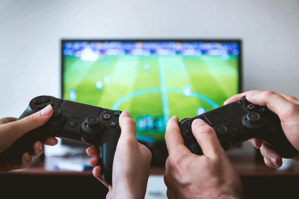 How Online Casinos Are Adapting Features from Video Gaming for a Next-Level Experience